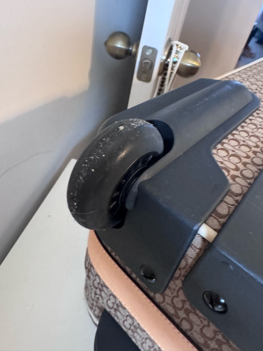COACH Mini Signature Jaquard Rolling Suitcase - Picture 14 of 14